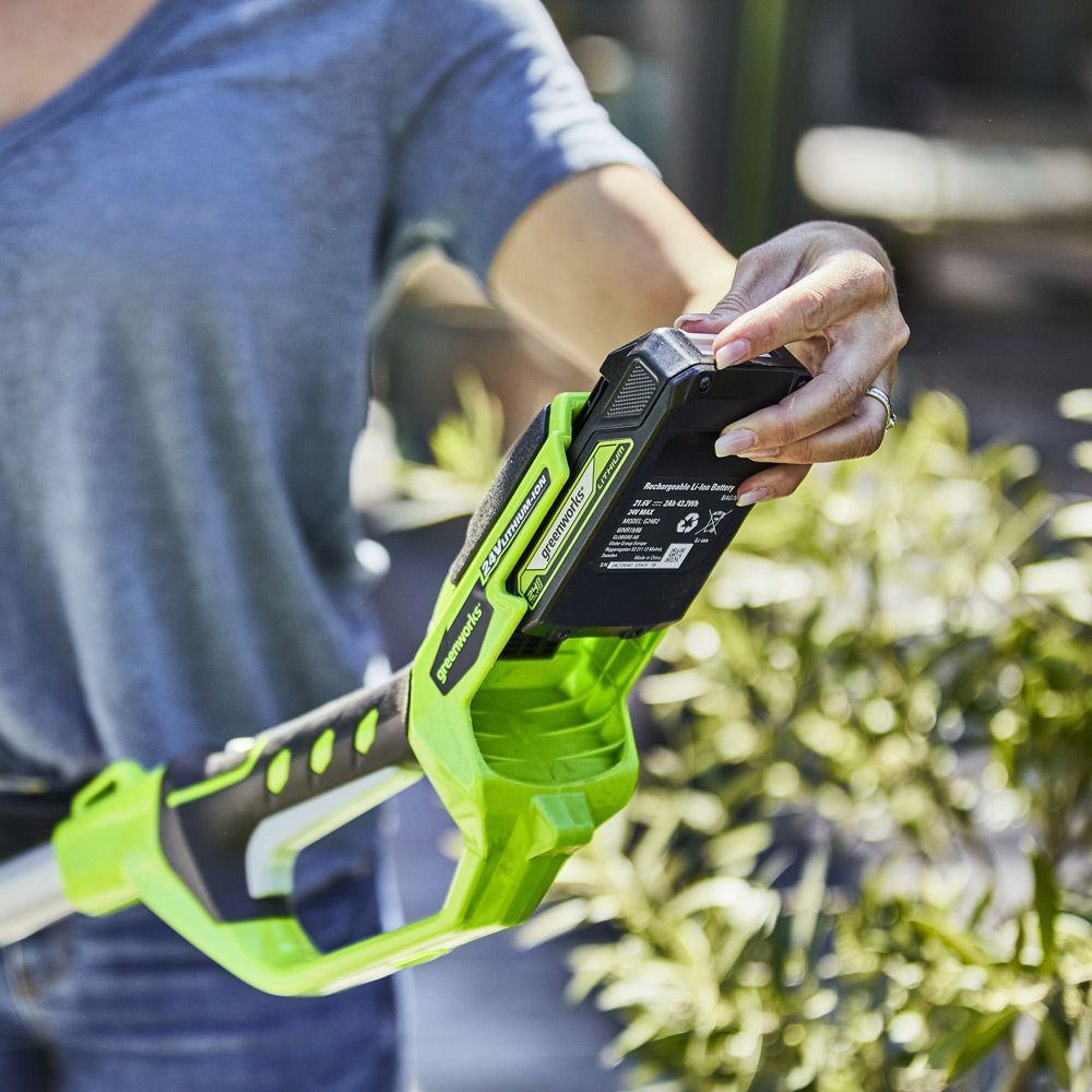 Greenworks 24V 51cm Long Reach Cordless Hedgetrimmer (Tool Only)