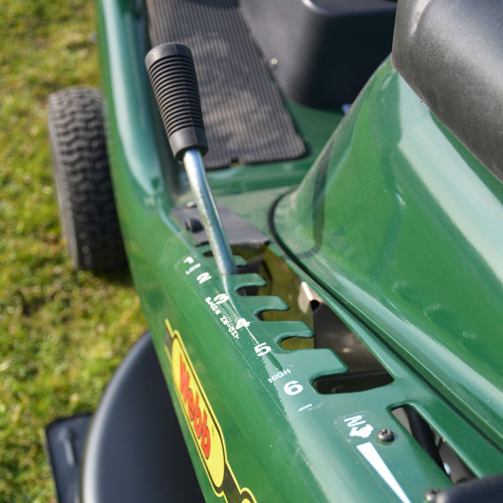 Webb 76cm Ride-On Lawnmower with Collector